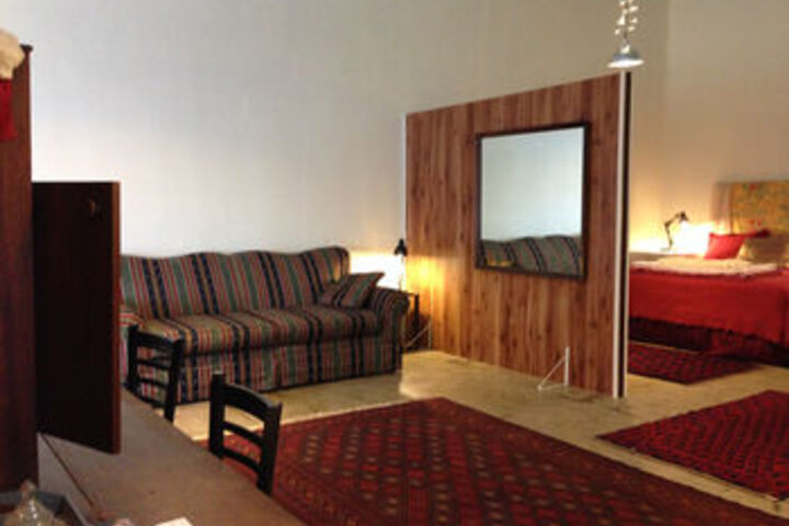 Room 12 of 21