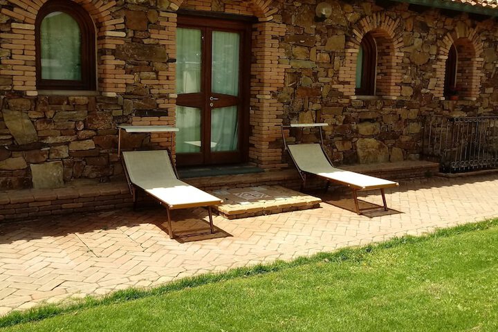 Terrace/Patio 12 of 37
