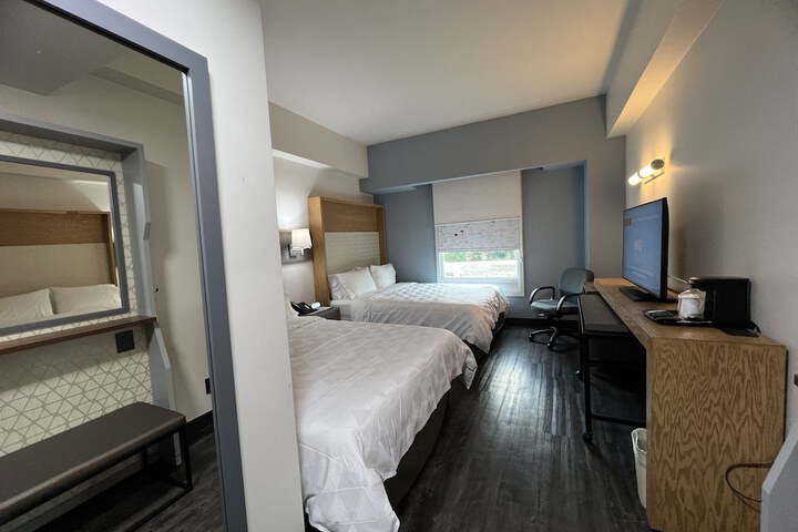 Room 17 of 113