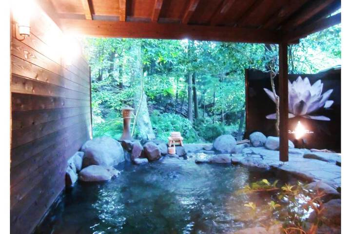 Spa 18 of 27