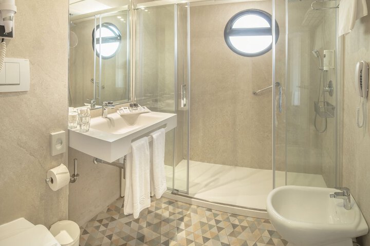 Clean Restrooms