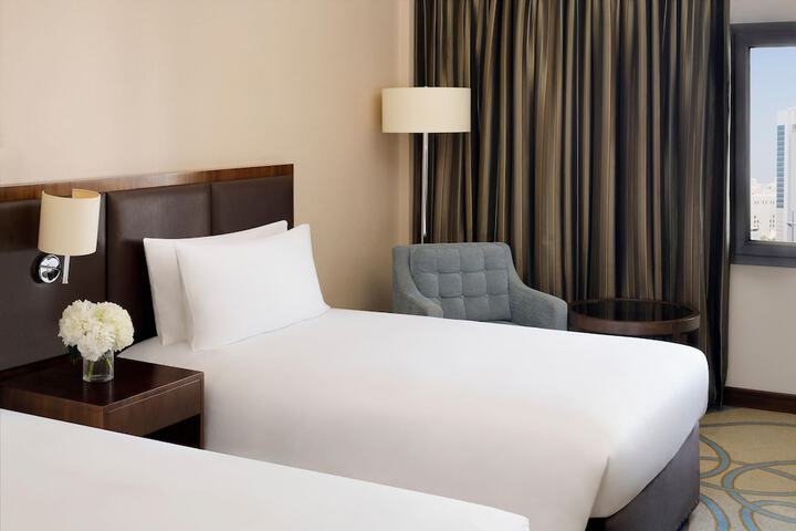 Room 21 of 180