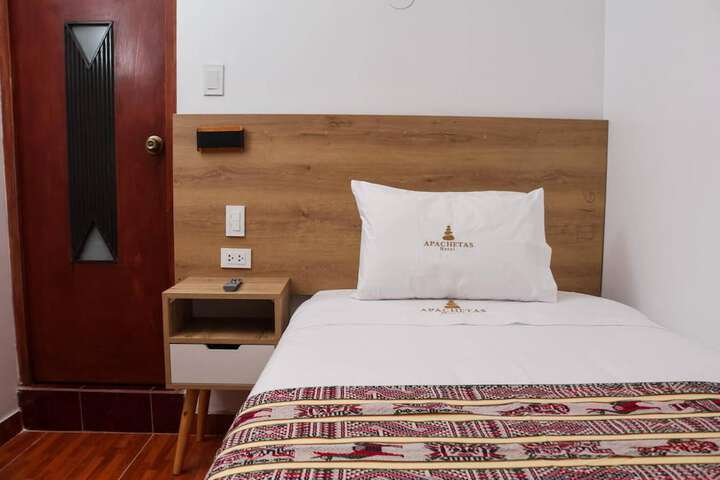Room 9 of 21