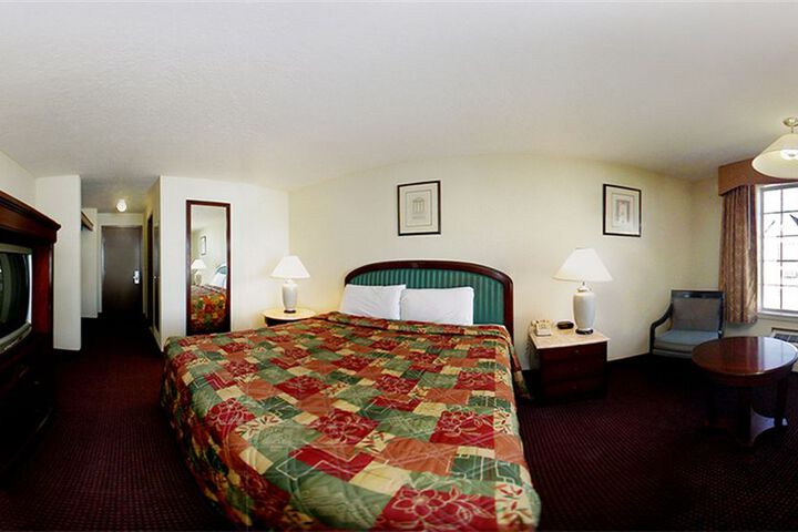 Room 13 of 47