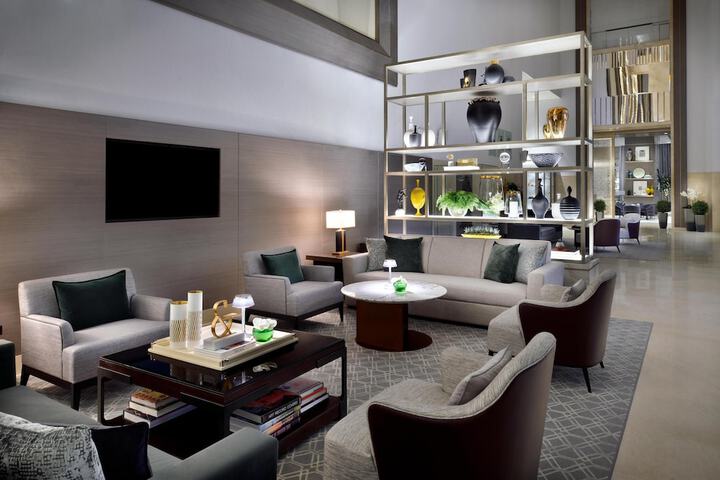Hotel Interior 7 of 153