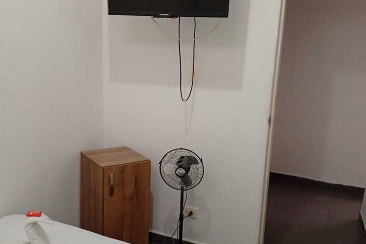 Room 5 of 17
