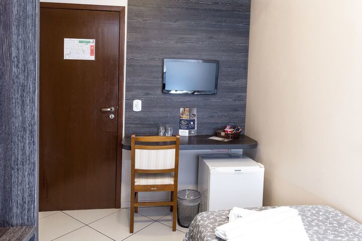 Room 20 of 65