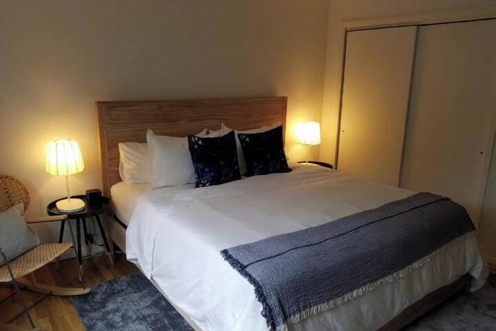 Room 3 of 25