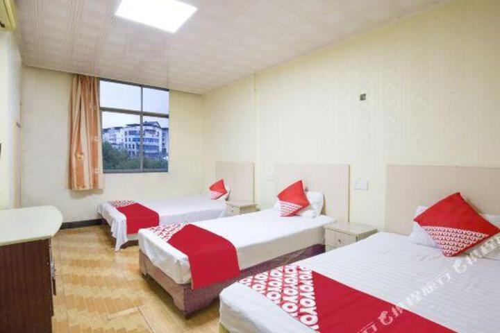 Minhou Linqing Hotel