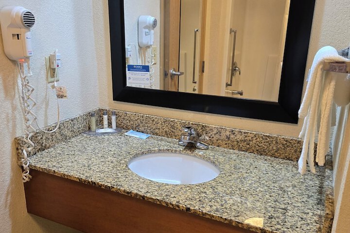 Clean Restrooms