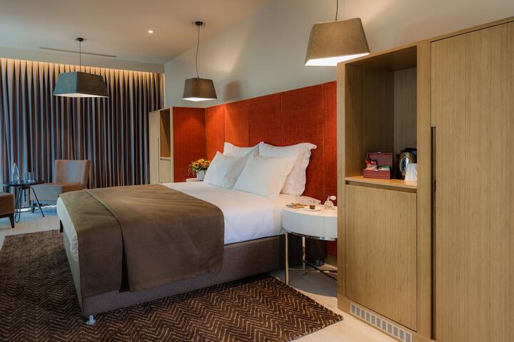 Room 16 of 49