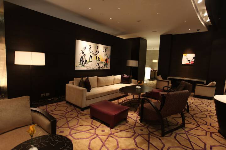Hotel Interior 7 of 143