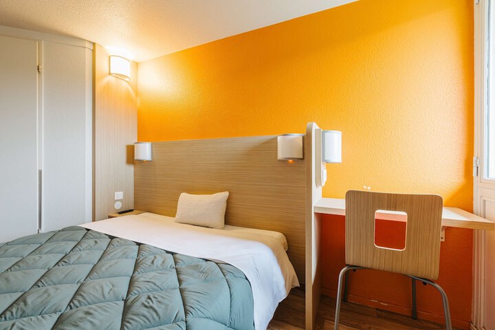 Room 9 of 44