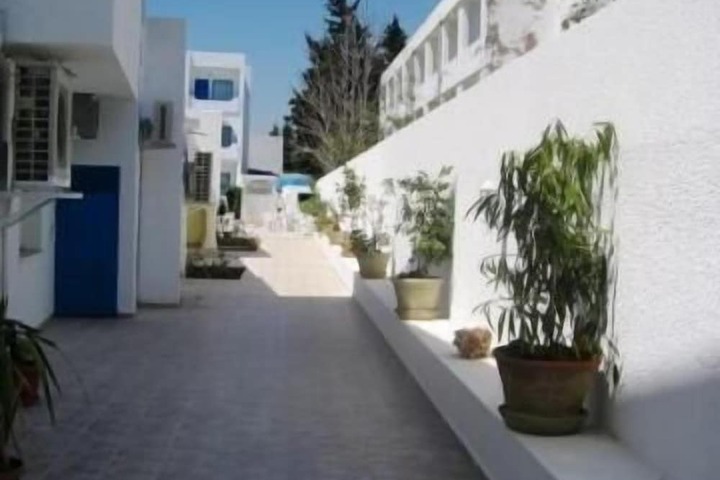 Exterior Photo