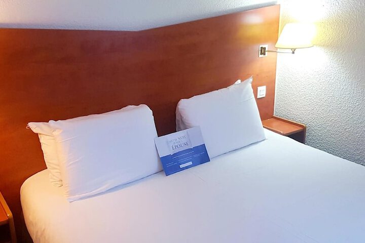 Room 12 of 45