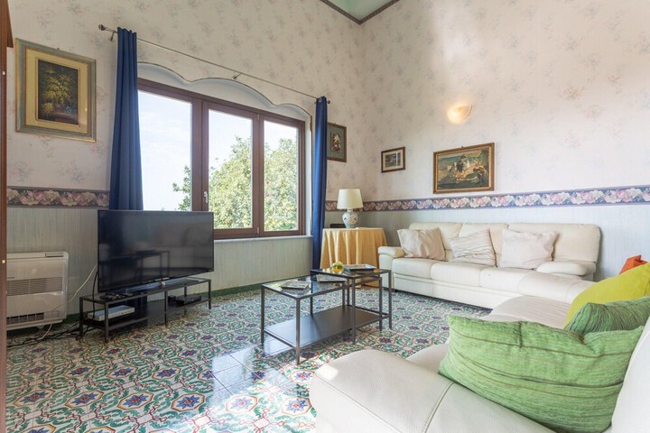 Room 20 of 77