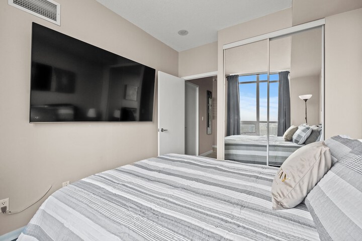 Room 49 of 330