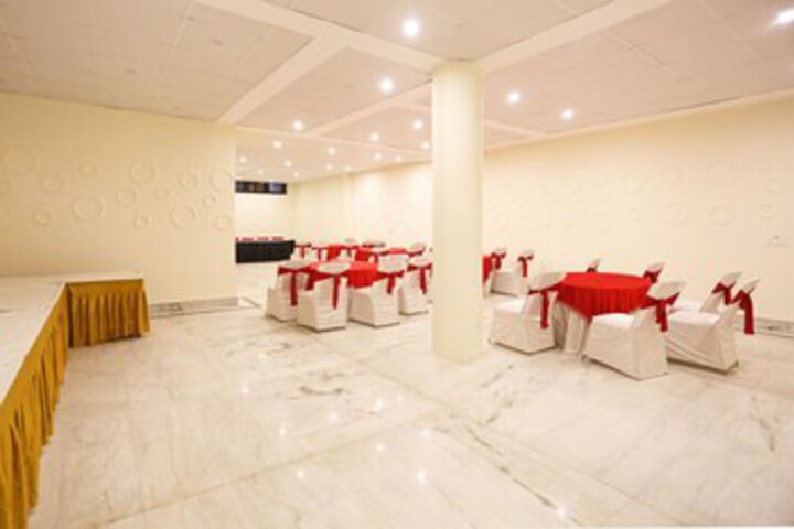 Ballroom/Hall 2 of 22