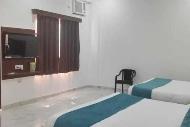 Room 15 of 44