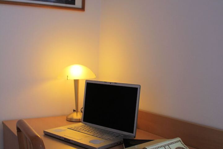 Room 18 of 33
