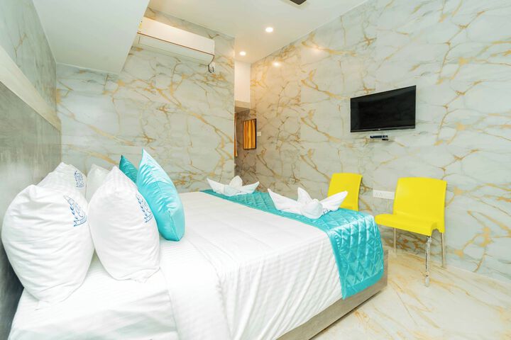 Room 3 of 13