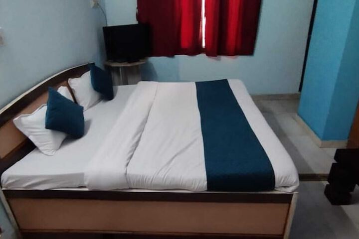 Room 3 of 21