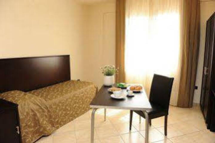 Room 3 of 6