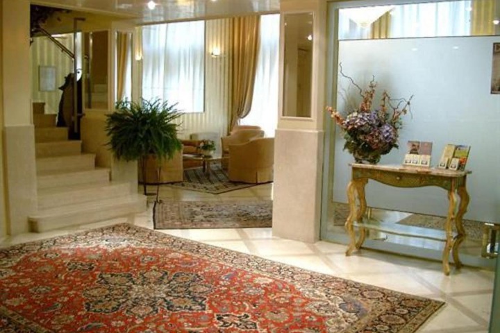 Hotel Lobby