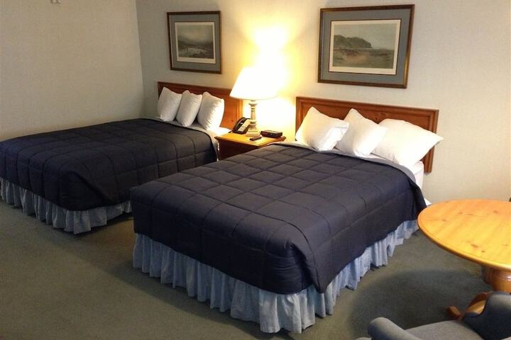 Room 10 of 64