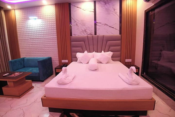Room 21 of 96