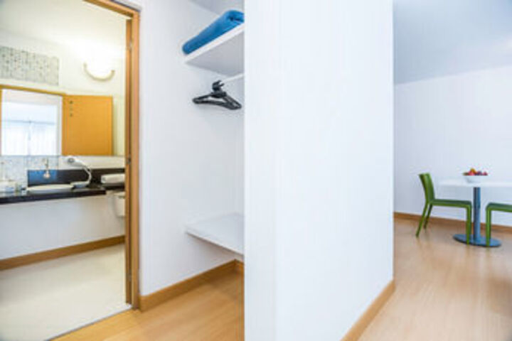 Room 3 of 19