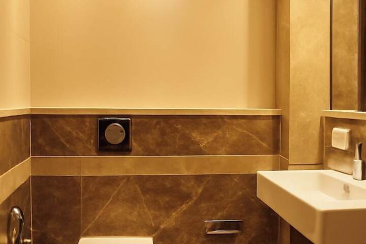 Clean Restrooms