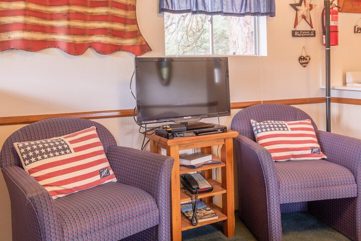 Room 85 of 175