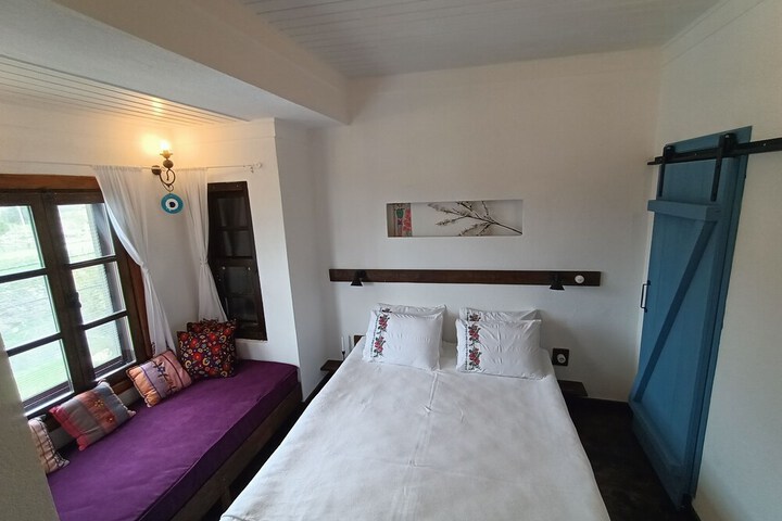 Room 19 of 85