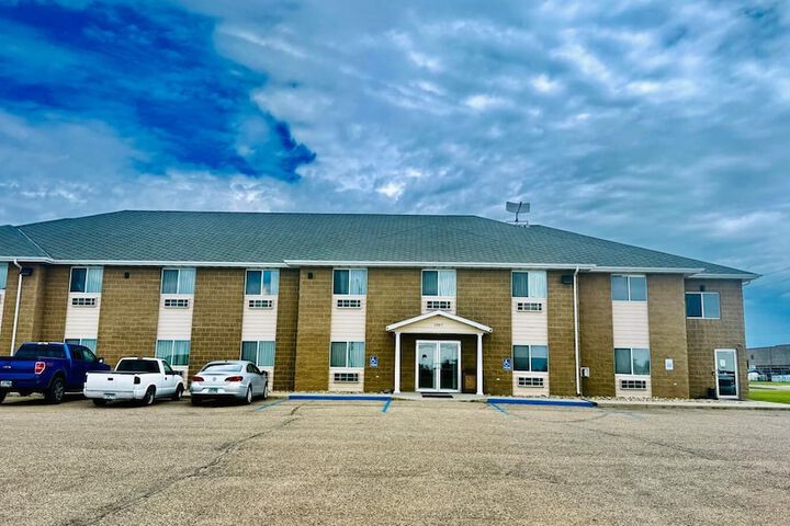 Four Seasons Inn