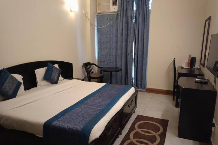Room 17 of 55