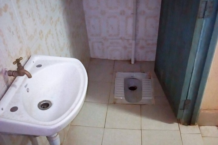 Room 17 of 23