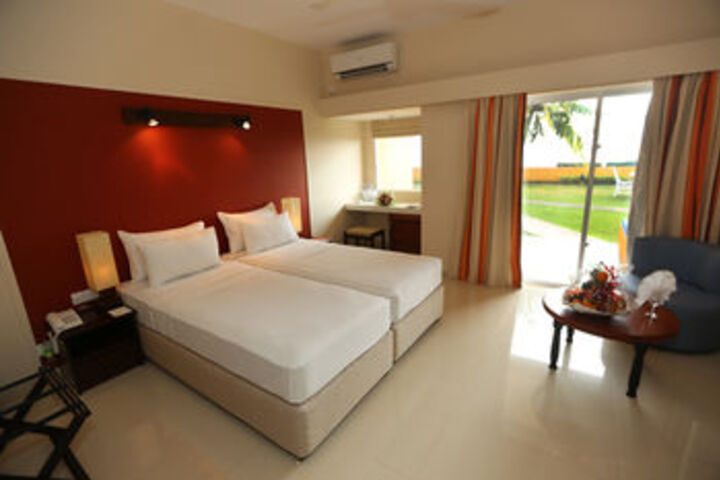 Room 10 of 24