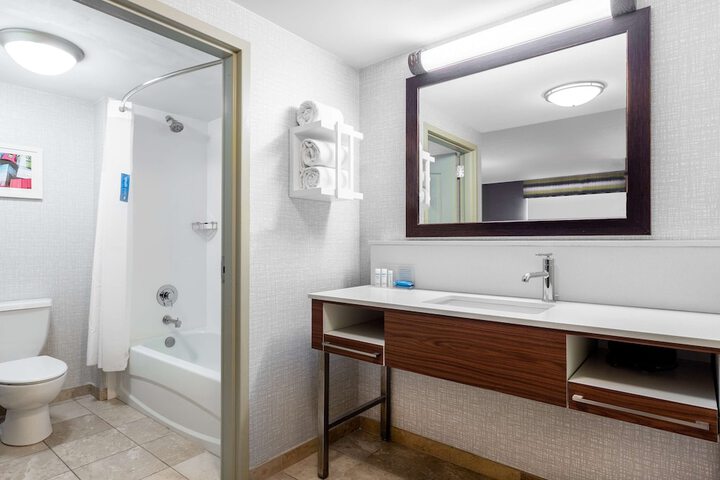 Bathroom shower