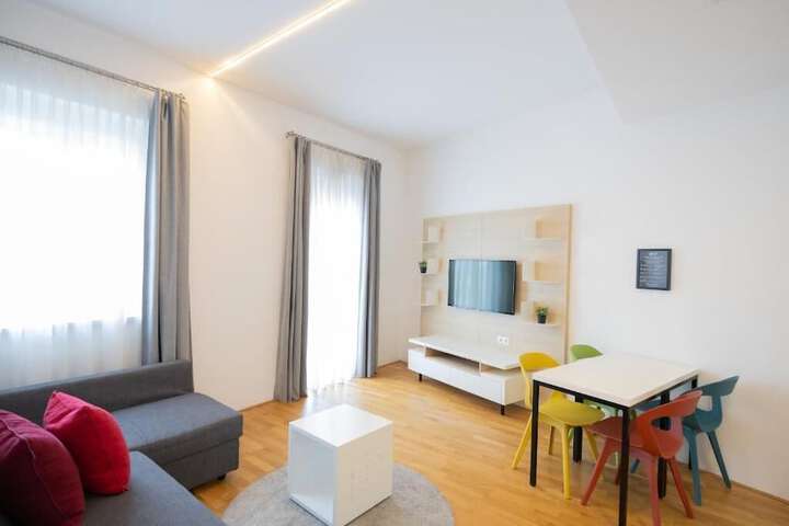 Room 17 of 50