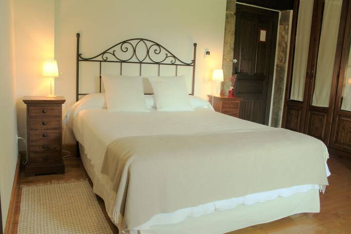 Room 5 of 29