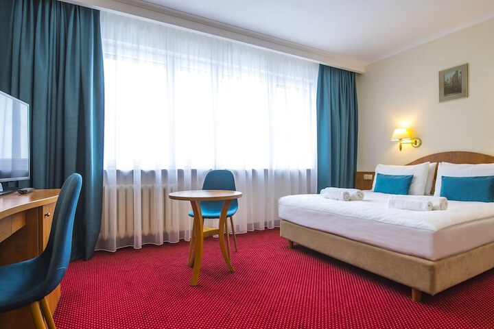 Room 10 of 59