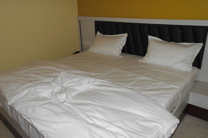Room 4 of 22
