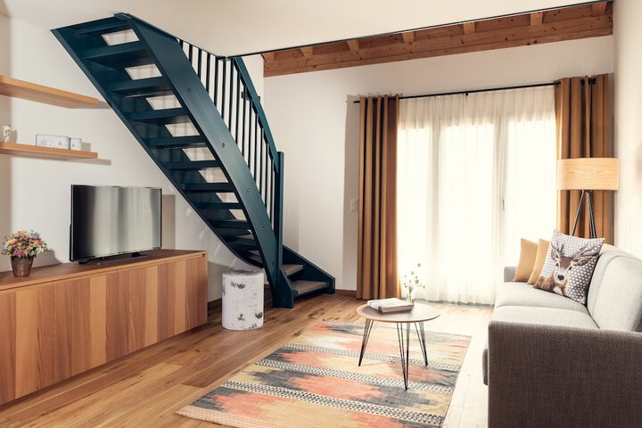 Room 10 of 46