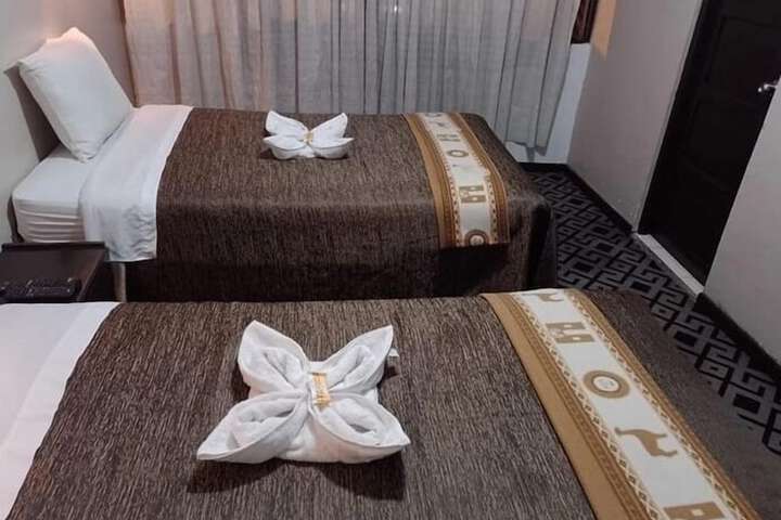 Room 3 of 9