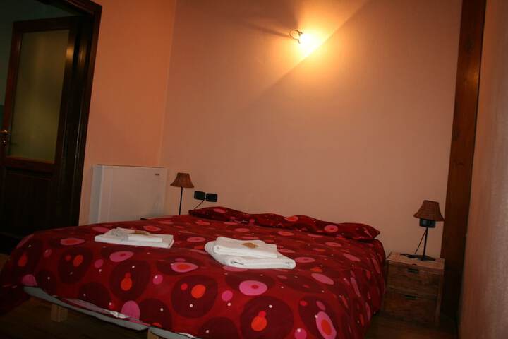 Room 11 of 36
