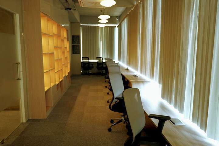 Room 16 of 26