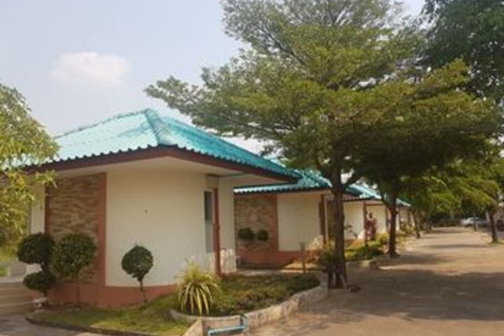 Room 9 of 34