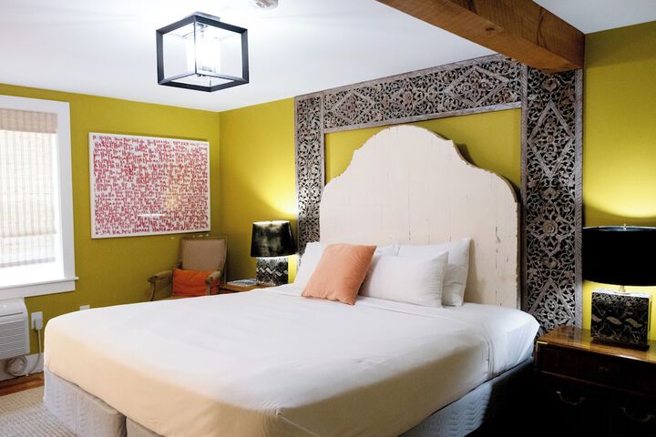 Room 15 of 49