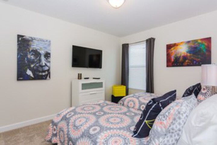 Room 65 of 85